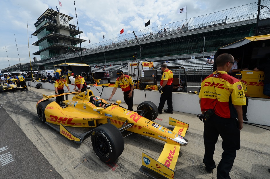 ONE CAR: TWO LOOKS – Andretti Autosport