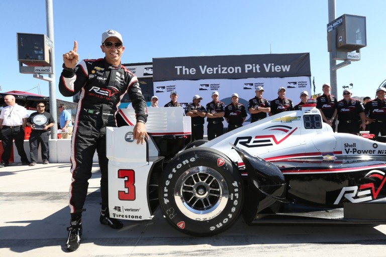 heliocastroneves_pole_chrisjones