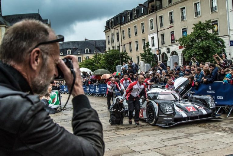 2016-24-Heures-du-Mans-Adrenal-Media-GT7D6000_hd