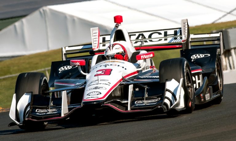 09-16-castroneves-on-course-son