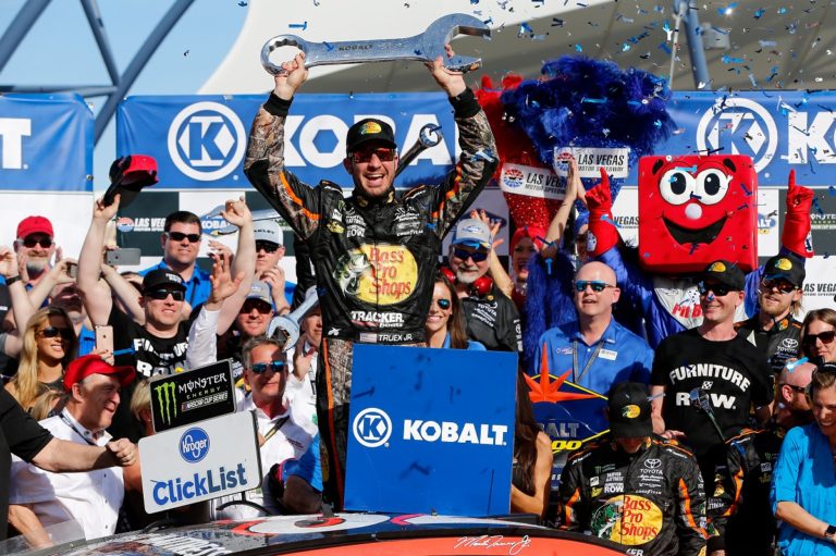 Monster Energy NASCAR Cup Series Kobalt 400