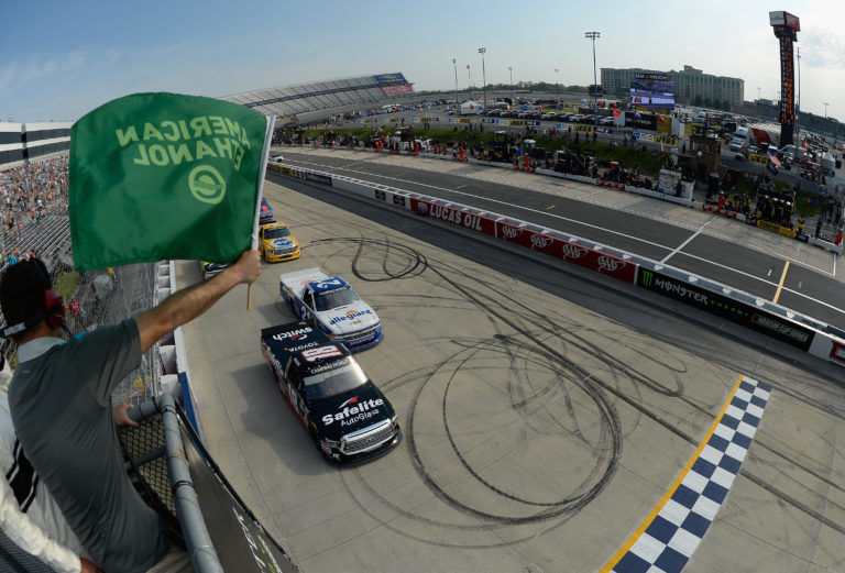 NASCAR Camping World Truck Series JEGS 200