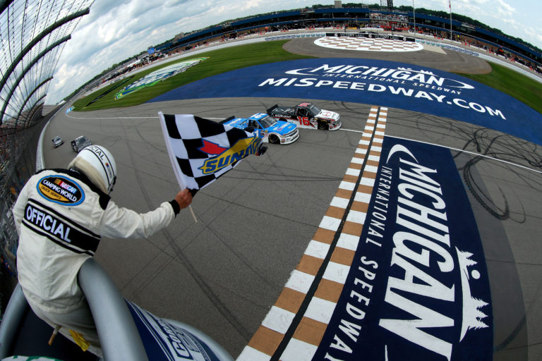 NASCAR Camping World Truck Series Corrigan Oil 200