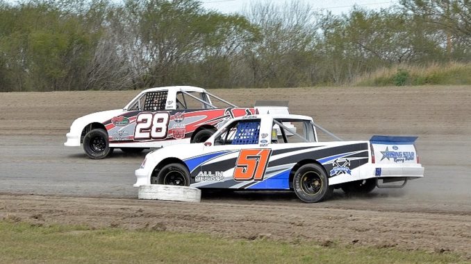 Practice Action at I-37 Speedway