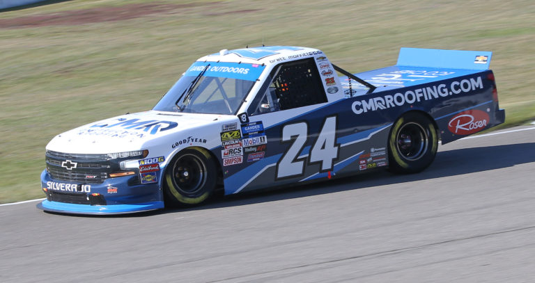 Gander Nascar Outdoor Truck Series - Qualifying