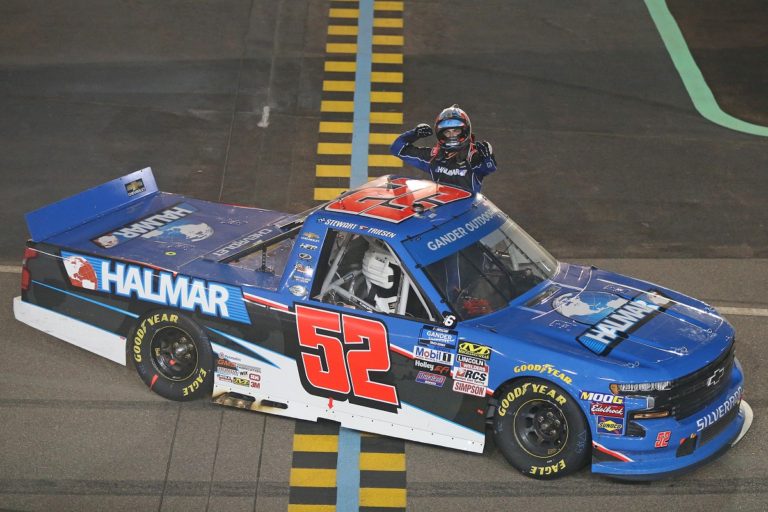 NASCAR Gander Outdoors Truck Series Lucas Oil 150