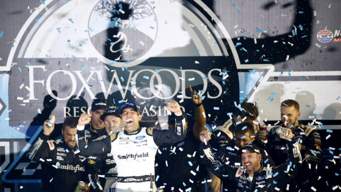 NASCAR Cup Series Foxwoods Resort Casino 301