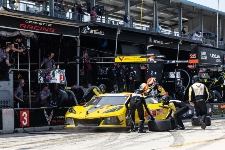 CORVETTE RACING AT SEBRING - Fifth in Late-Race Carnage