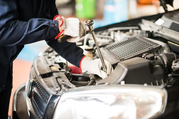 car-mechanic